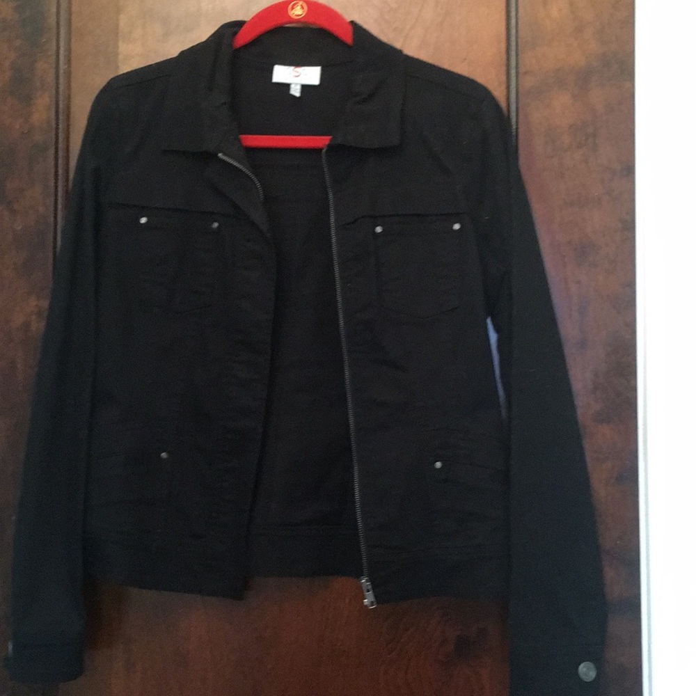 Black zip up jean jacket